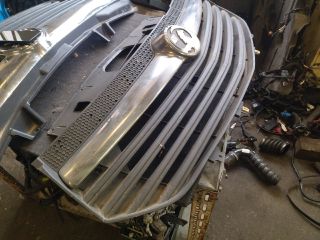 bontott OPEL VIVARO Hűtőrács