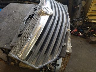 bontott OPEL VIVARO Hűtőrács