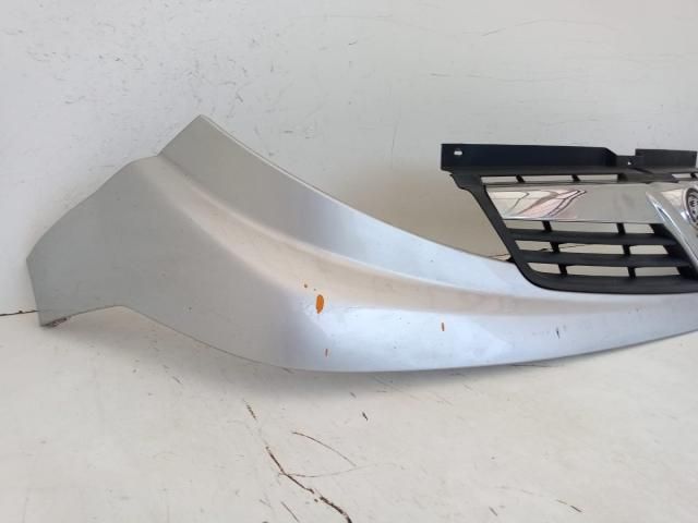 bontott OPEL VIVARO Hűtőrács