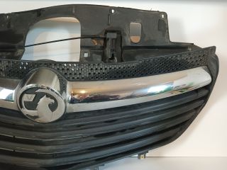 bontott OPEL VIVARO Hűtőrács