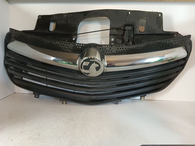 bontott OPEL VIVARO Hűtőrács