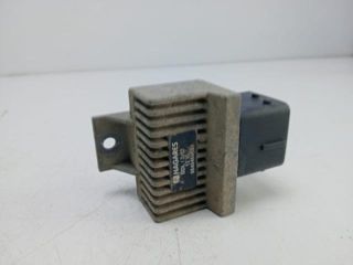 bontott OPEL VIVARO Izzító Relé