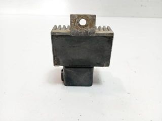 bontott OPEL VIVARO Izzító Relé