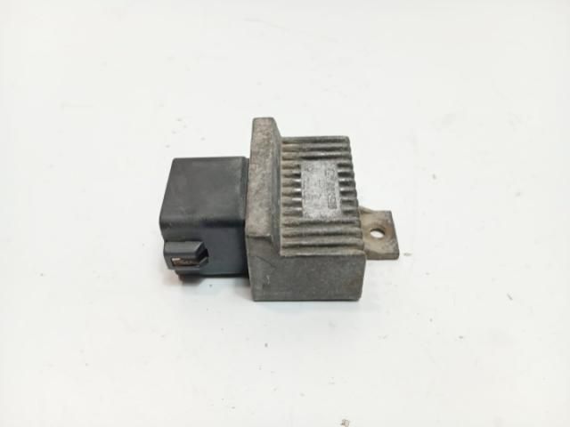 bontott OPEL VIVARO Izzító Relé