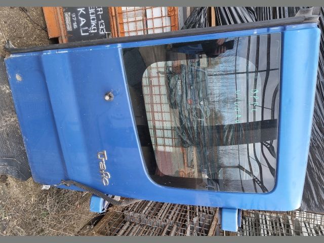 bontott OPEL VIVARO Jobb Csomagtérajtó (Részeivel)