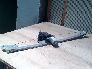 bontott OPEL VIVARO Jobb első Ablakemelő Szerkezet (Elektromos)