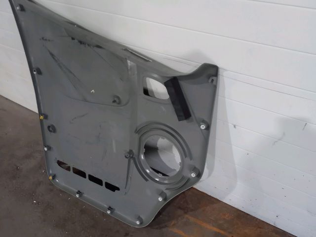 bontott OPEL VIVARO Jobb első Ajtó Kárpit