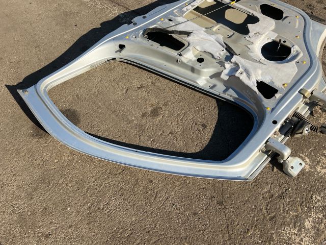 bontott OPEL VIVARO Jobb első Ajtó (Üres lemez)