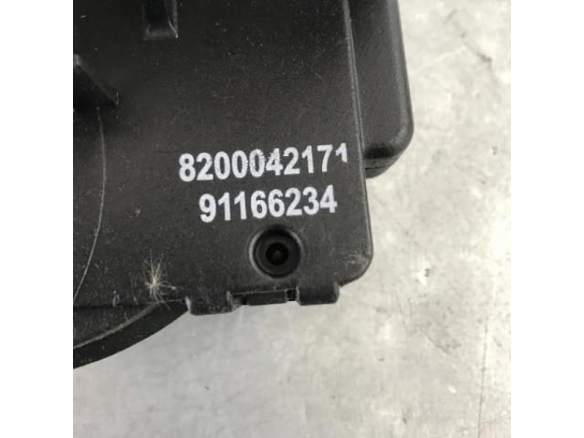 bontott OPEL VIVARO Jobb első Ajtózár