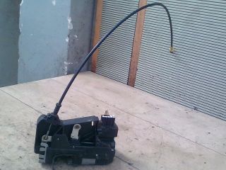 bontott OPEL VIVARO Jobb első Ajtózár