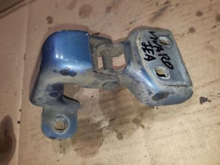 bontott OPEL VIVARO Jobb első Alsó Zsanér