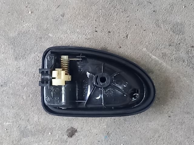 bontott OPEL VIVARO Jobb első Belső Kilincs