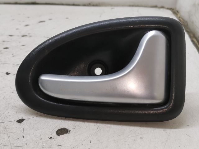 bontott OPEL VIVARO Jobb első Belső Kilincs