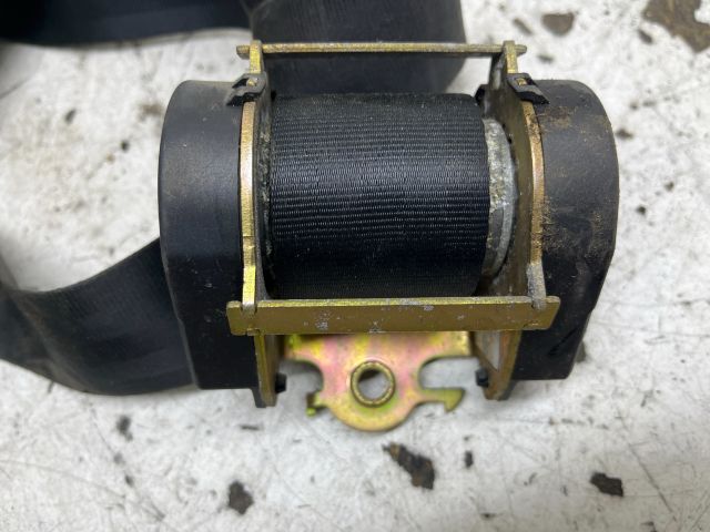 bontott OPEL VIVARO Jobb első Biztonsági Öv