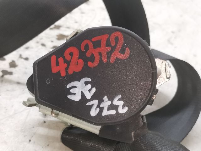 bontott OPEL VIVARO Jobb első Biztonsági Öv