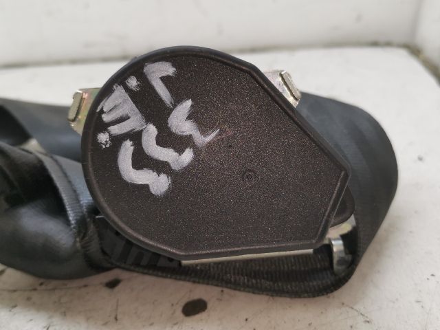 bontott OPEL VIVARO Jobb első Biztonsági Öv