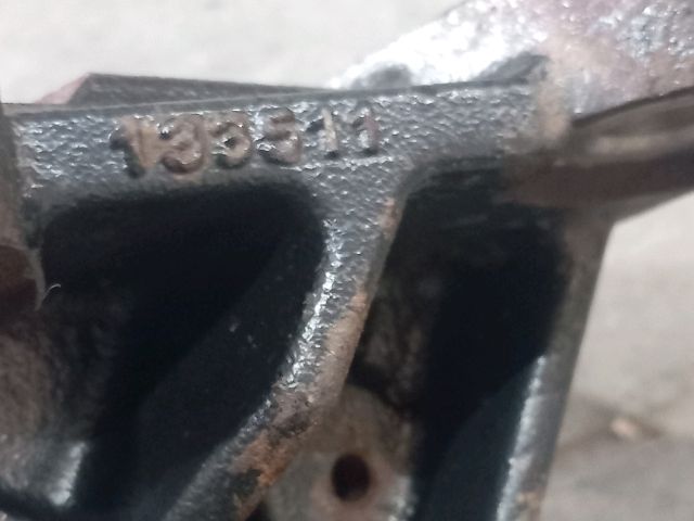 bontott OPEL VIVARO Jobb első Féltengely Tartó