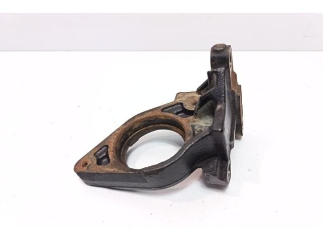 bontott OPEL VIVARO Jobb első Féltengely Tartó