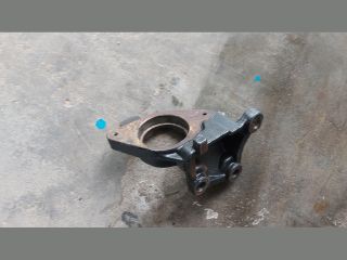 bontott OPEL VIVARO Jobb első Féltengely Tartó