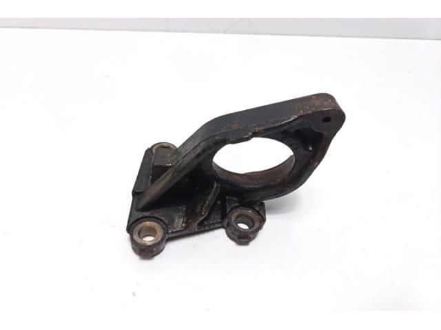 bontott OPEL VIVARO Jobb első Féltengely Tartó