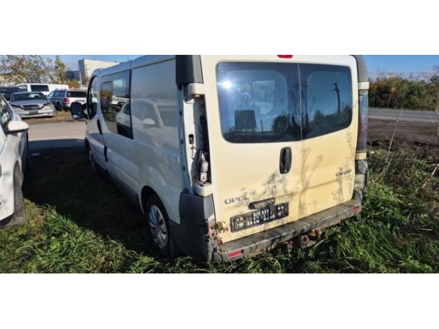 bontott OPEL VIVARO Jobb első Féltengely Tartó