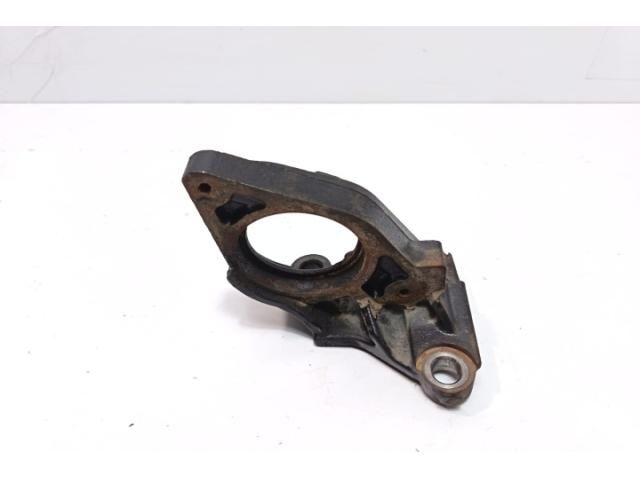 bontott OPEL VIVARO Jobb első Féltengely Tartó