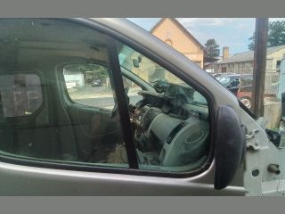 bontott OPEL VIVARO Jobb első Fixüveg (Ajtóban)