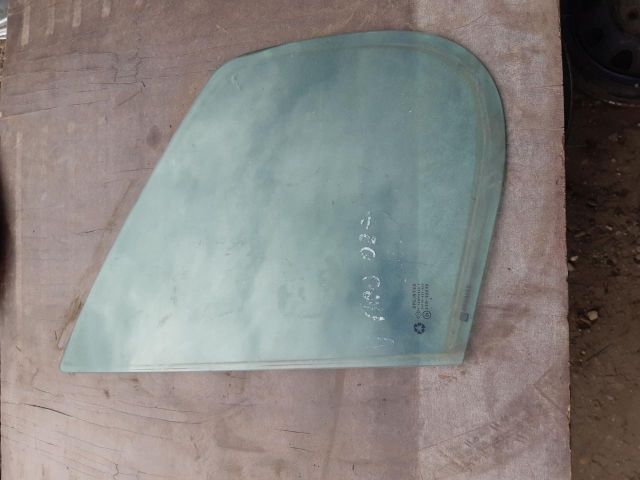 bontott OPEL VIVARO Jobb első Fixüveg (Ajtóban)