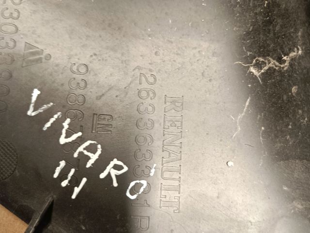 bontott OPEL VIVARO Jobb első Lökhárító Vakborítás