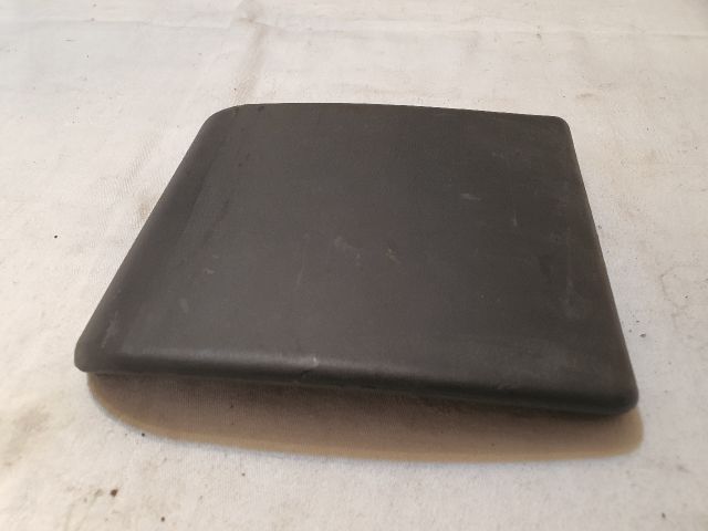 bontott OPEL VIVARO Jobb első Sárvédő Díszléc