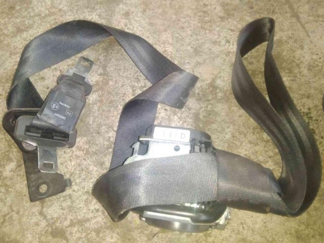 bontott OPEL VIVARO Jobb hátsó Biztonsági Öv