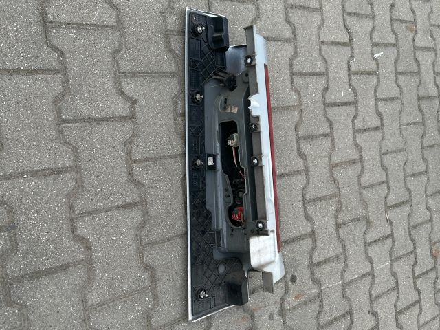 bontott OPEL VIVARO Jobb Hátsó Lámpa