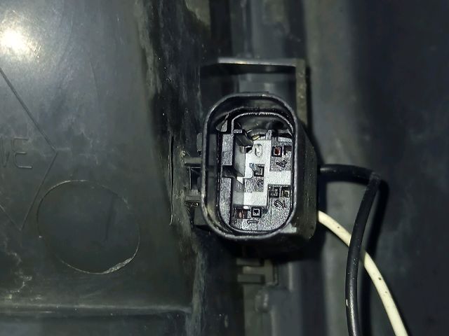 bontott OPEL VIVARO Jobb hátsó Lökhárító Sarok (Műanyag)