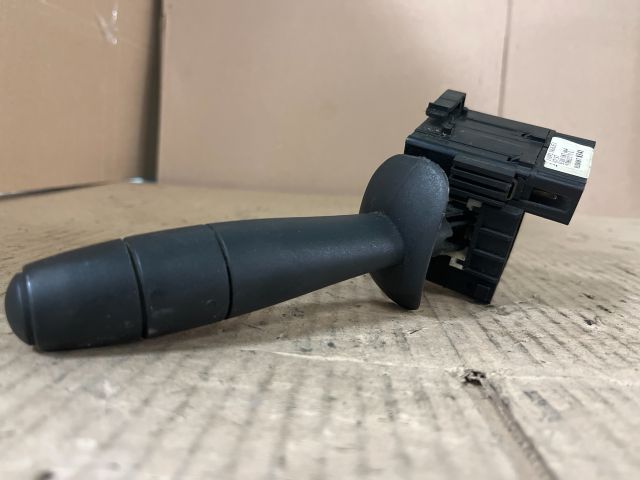 bontott OPEL VIVARO Jobb Kormánykapcsoló Ablaktörlő