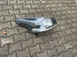 bontott OPEL VIVARO Jobb Ledes Fényszóró