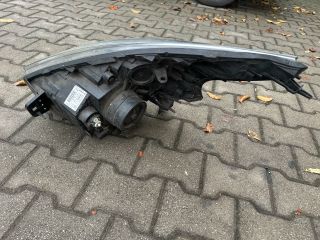 bontott OPEL VIVARO Jobb Ledes Fényszóró