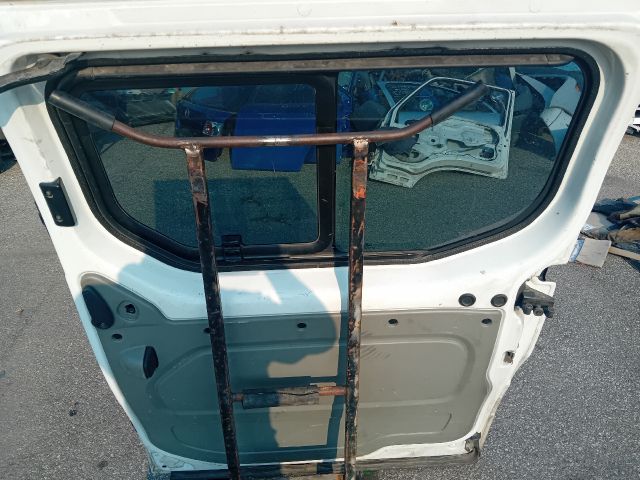bontott OPEL VIVARO Jobb Tolóajtó (Részeivel)
