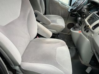 bontott OPEL VIVARO Jobb Tolóajtó (Részeivel)