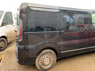 bontott OPEL VIVARO Jobb Tolóajtó (Részeivel)