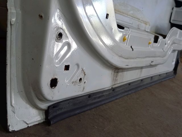 bontott OPEL VIVARO Jobb Tolóajtó (Üres lemez)