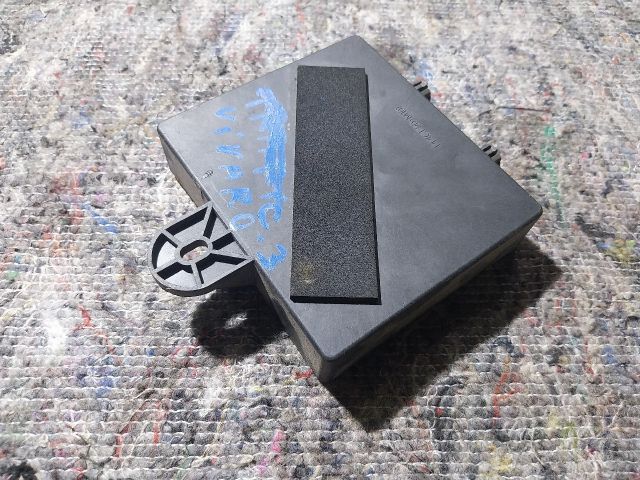 bontott OPEL VIVARO Komfort Elektronika