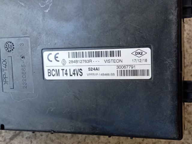 bontott OPEL VIVARO Komfort Elektronika