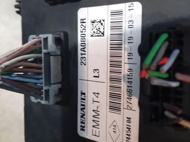 bontott OPEL VIVARO Komfort Elektronika