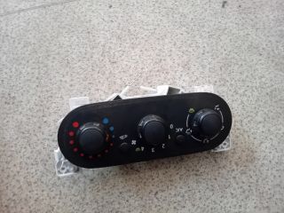 bontott OPEL VIVARO Középkonzol Vezérlő Panel