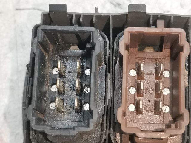 bontott OPEL VIVARO Központizár Kapcsoló