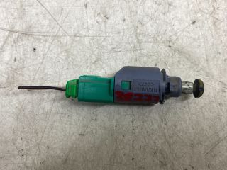 bontott OPEL VIVARO Kuplung Pedál Kapcsoló