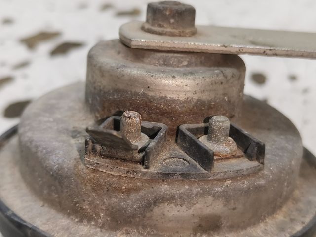 bontott OPEL VIVARO Kürt