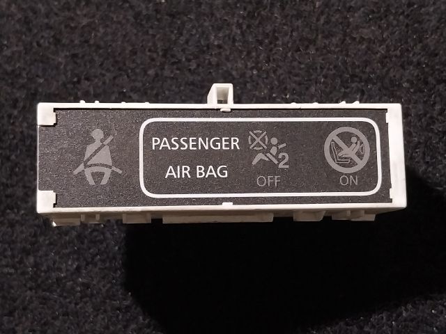 bontott OPEL VIVARO Légzsák Visszajelző