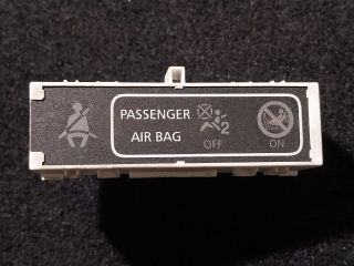 bontott OPEL VIVARO Légzsák Visszajelző