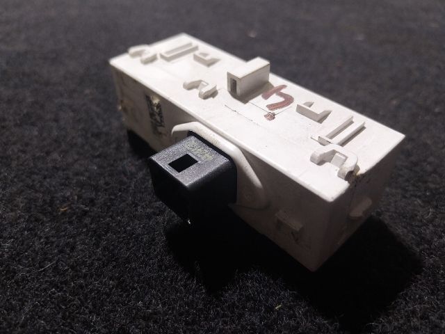 bontott OPEL VIVARO Légzsák Visszajelző